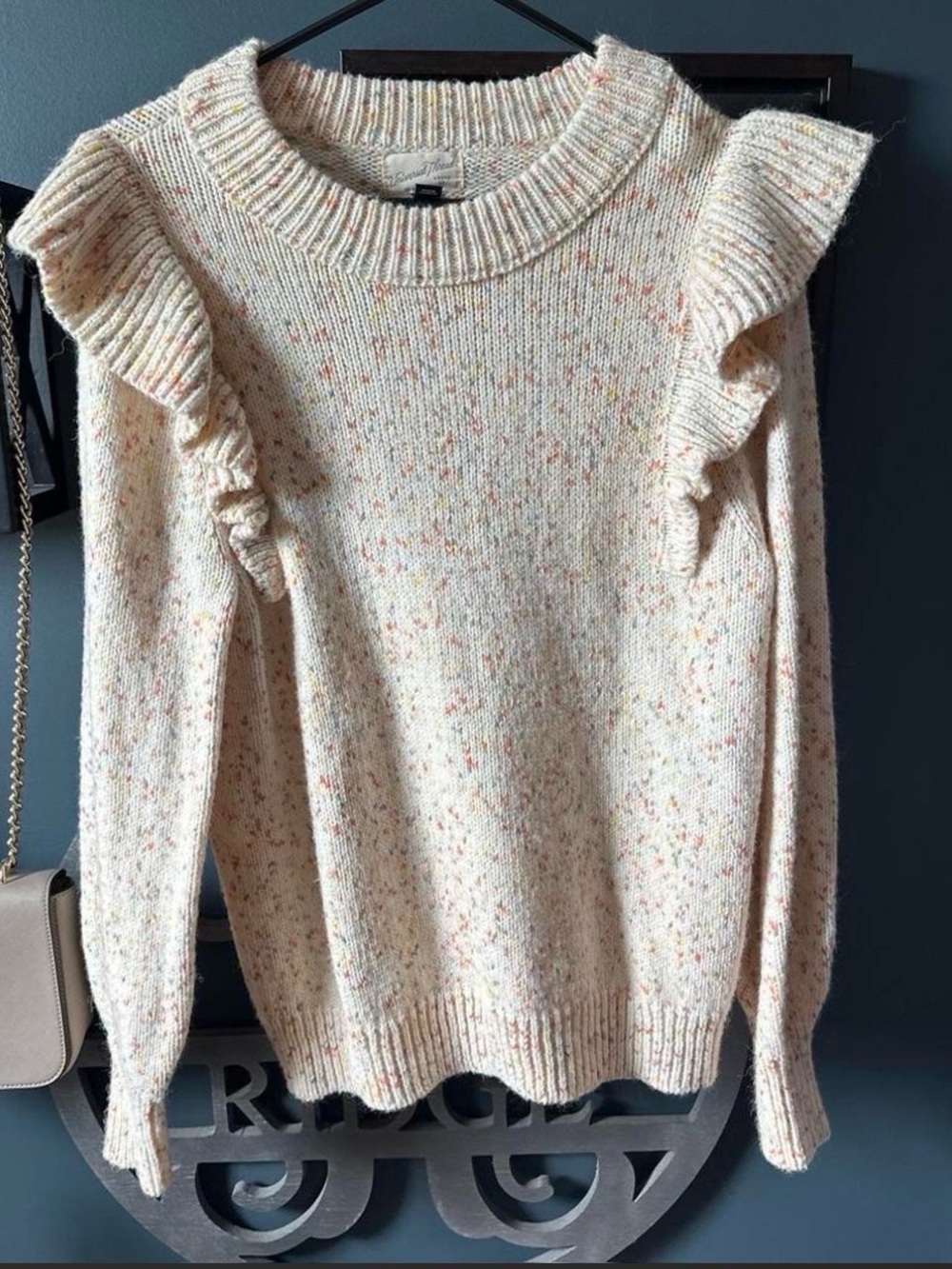 Universal Thread Cream Speckled Ruffle-Shoulder Sweater